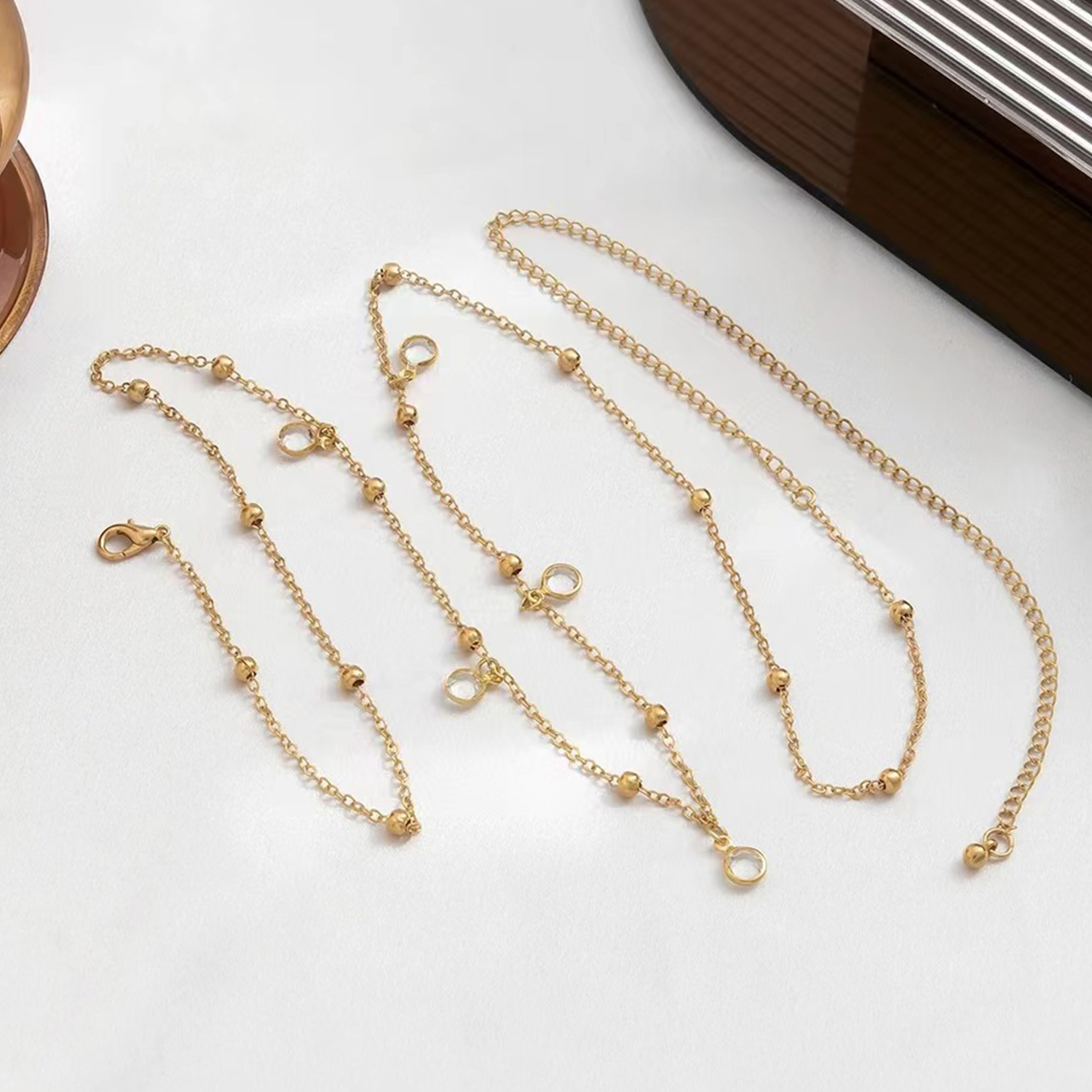 女性のためのきらびやかなクリスタルベリーチェーン,セクシーな - Body Jewelry Online のレビューと価格