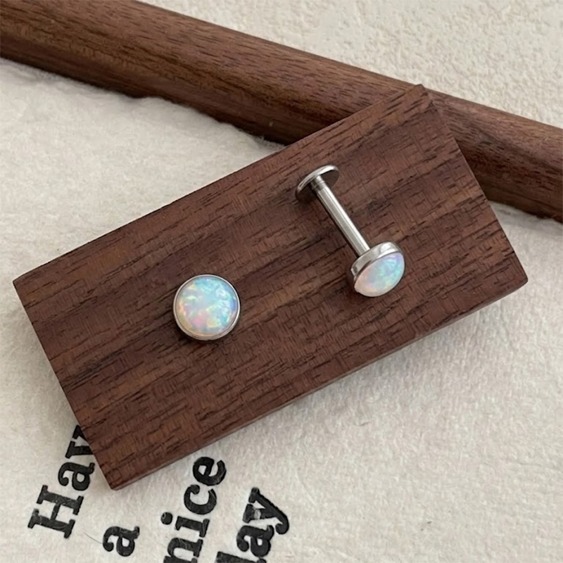 G23 F136 ラウンドイヤリング ムードストーン ドーム - Body Jewelry Quality のレビューと価格